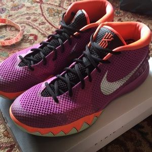 Kyrie 1 easter